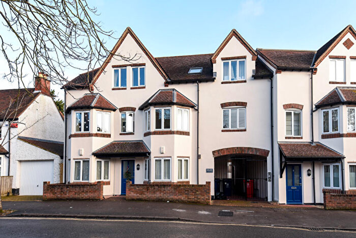 1 Bedroom Apartment To Rent In Saxon Court, Headington, OX3