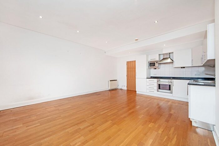 1 Bedroom Flat To Rent In Rosoman Street, Angel, London, EC1R
