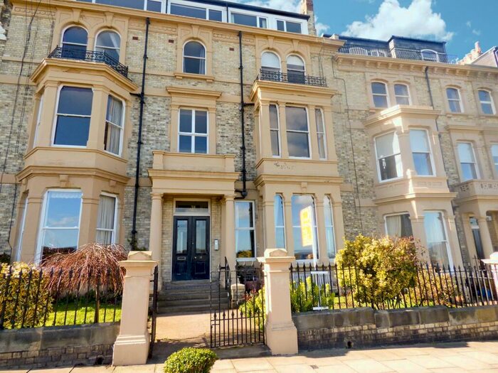 3 Bedroom Flat To Rent In Percy Gardens, Tynemouth, North Shields, Tyne And Wear, NE30