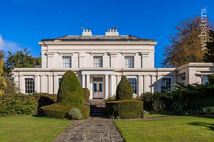 3 Bedroom Flat For Sale In Norwich Road, Hethersett, NR9