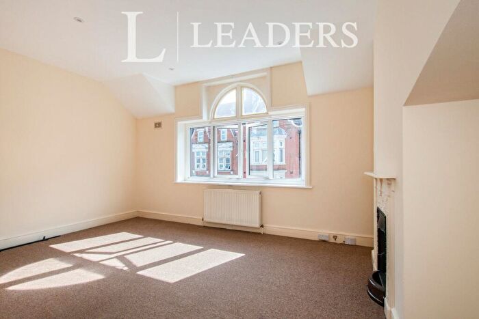 2 Bedroom Flat To Rent In Queens Road, Westbourne, BH2