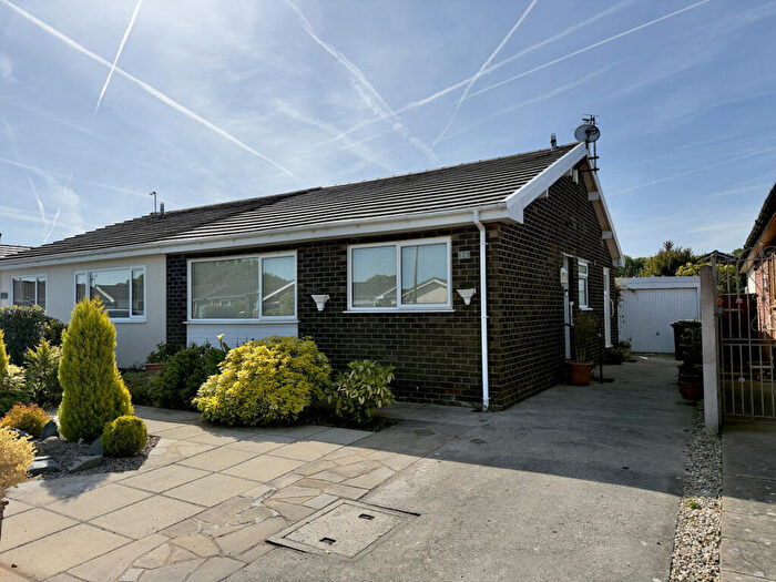 2 Bedroom Bungalow To Rent In Long Acre Place, Lytham, FY8