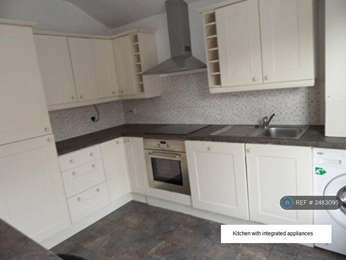 2 Bedroom Flat To Rent In Boyer Street, Loughborough, LE11