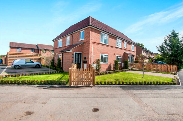 1 Bedroom Apartment To Rent In Isambard House, Reid Avenue, Maidenhead, Berkshire, SL6