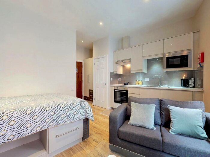 Studio To Rent In Blackfriars Road, Manchester, Greater Manchester, M3