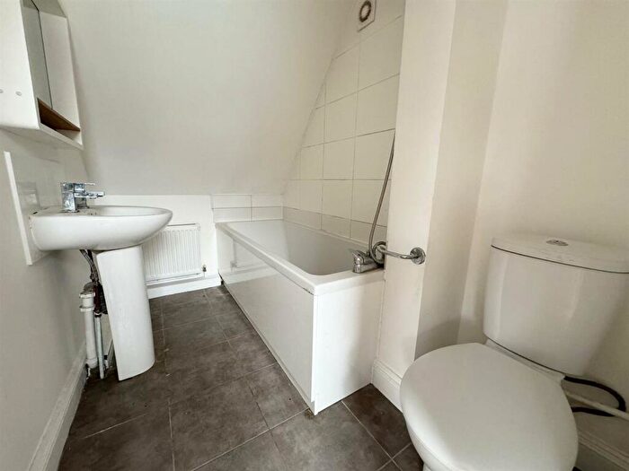 1 Bedroom Flat To Rent In Holland Street, Brighton, BN2
