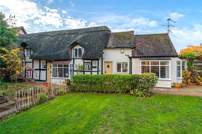 3 Bedroom Semi Detached House For Sale In Evesham Road, Norton, Worcestershire, WR11