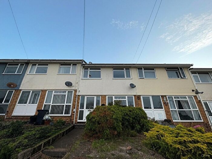 3 Bedroom Property To Rent In Ailescombe Drive, Paignton, TQ3