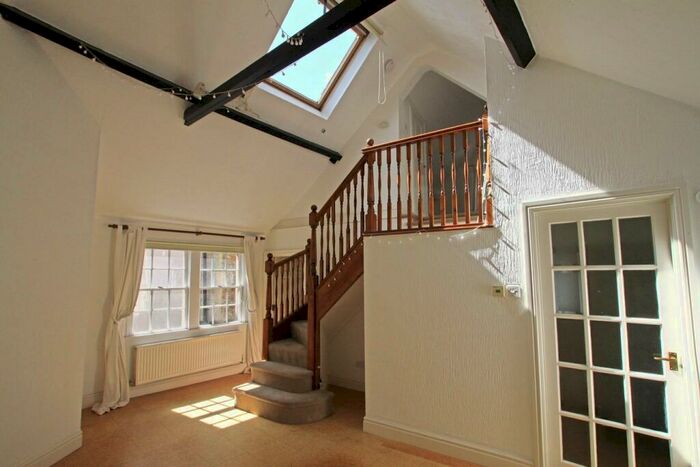 1 Bedroom Flat To Rent In Market Street, Bradford-on-Avon, BA15