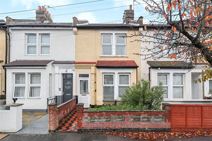 3 Bedroom Terraced House For Sale In Charnwood Road, London, SE25