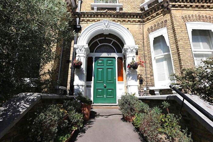 1 Bedroom Flat To Rent In Cromwell Road, Hove, BN3