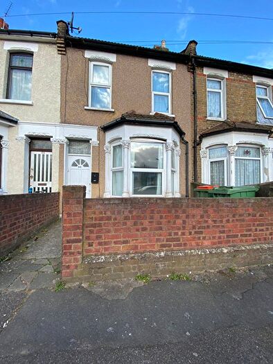 3 Bedroom Terraced House For Sale In Nine Acres Close, London, E12