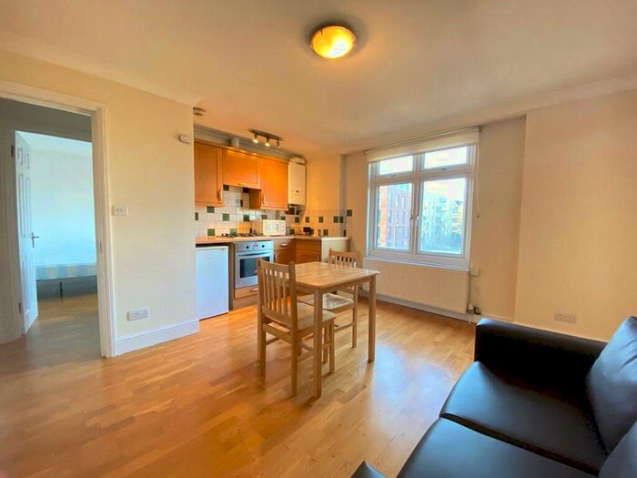 1 Bedroom Apartment To Rent In Camden Road, Islington, London, N7