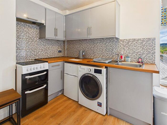 1 Bedroom Flat To Rent In Eagle Parade, Buxton, SK17