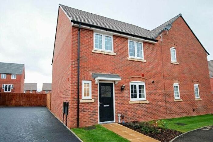 3 Bedroom Semi-Detached House To Rent In Harrowell Close, Cawston, Rugby, Warwickshire, CV23
