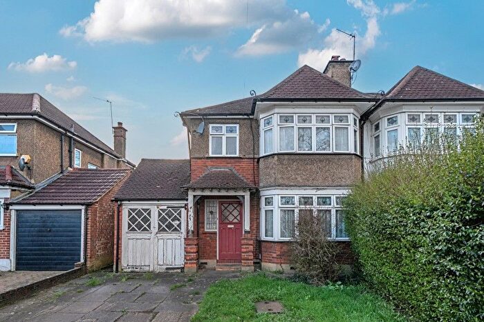 3 Bedroom Semi Detached House For Sale In Regal Way, Kenton, HA3