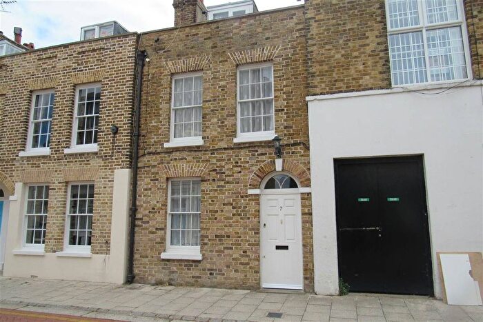 4 Bedroom Terraced House For Sale In Bank Street, Herne Bay, CT6
