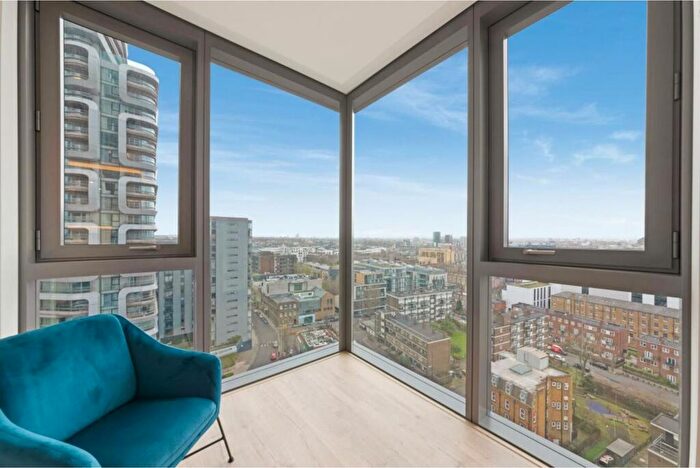 2 Bedroom Flat To Rent In Valencia Tower, Bollinder Place, London, EC1V