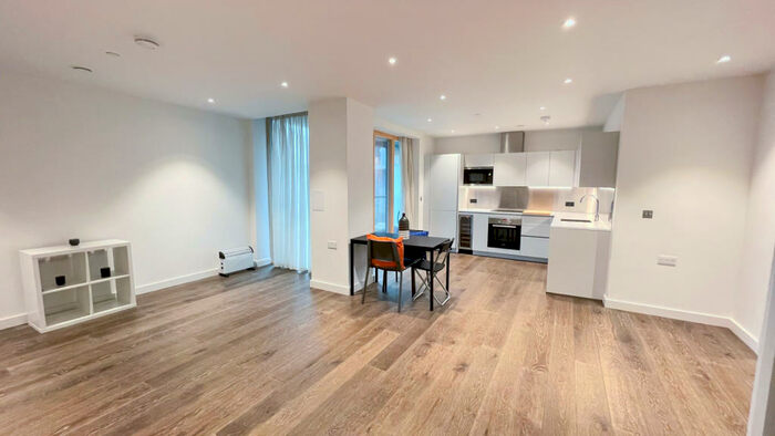 2 Bedroom Flat To Rent In Birchside Apartments, London, NW6