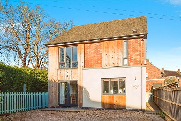 3 Bedroom Detached House For Sale In Cherry Tree Drive, Oswestry, Shropshire, SY11