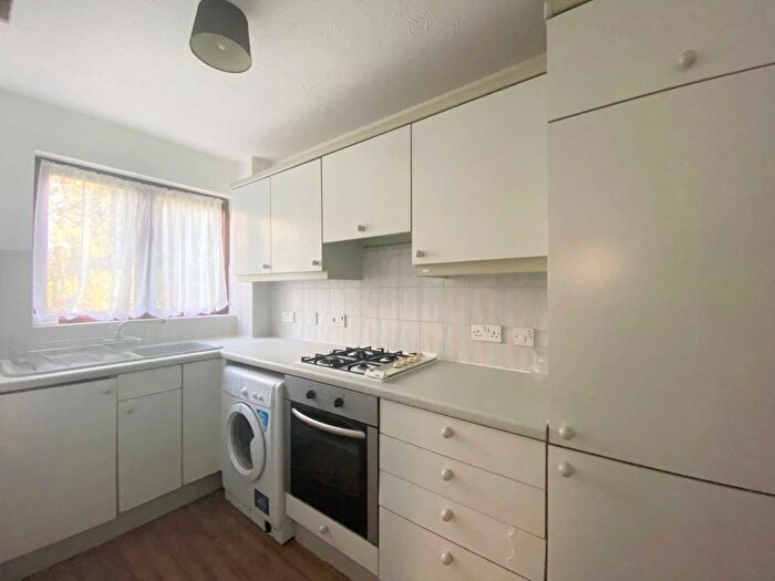 1 Bedroom Terraced House To Rent In Caversham Avenue, North Shoebury, SS3