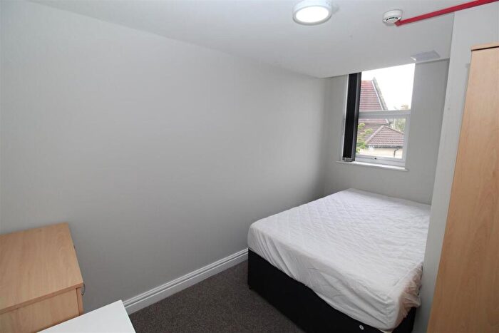 1 Bedroom Flat To Rent In Rhymney Terrace, Cathays, Cardiff, CF24
