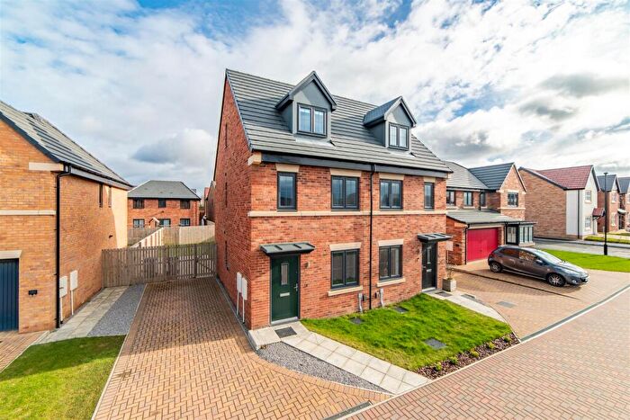 3 Bedroom Semi Detached House For Sale In Bright Gardens, Callerton, Newcastle Upon Tyne, NE5