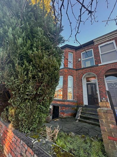 7 Bedroom House To Rent In Egerton Road, Manchester, M14