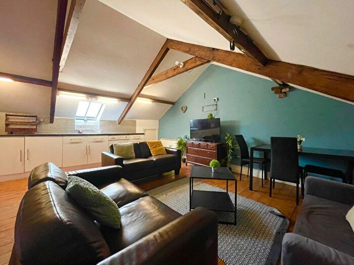 2 Bedroom Flat To Rent In Clayton Street, Newcastle Upon Tyne, NE1