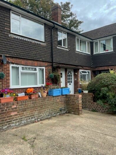 2 Bedroom Apartment To Rent In College Lane, Oxford, OX4