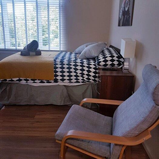 1 Bedroom Flat To Rent In Chatsworth Road, NW2