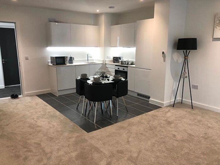 2 Bedroom Apartment To Rent In Tib Street, Manchester, Greater Manchester, M4