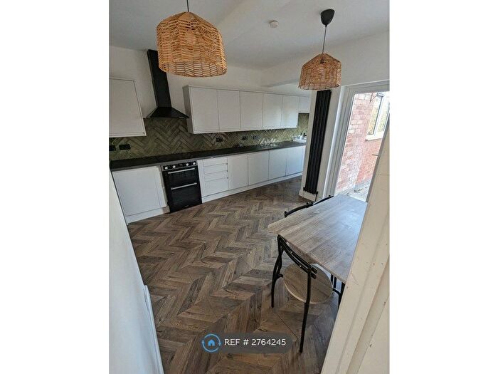 3 Bedroom Semi Detached House To Rent In Portland St, Derby, DE23