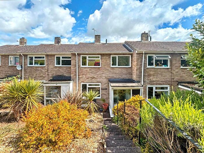 3 Bedroom Terraced House For Sale In Den Hill, Eastbourne, BN20