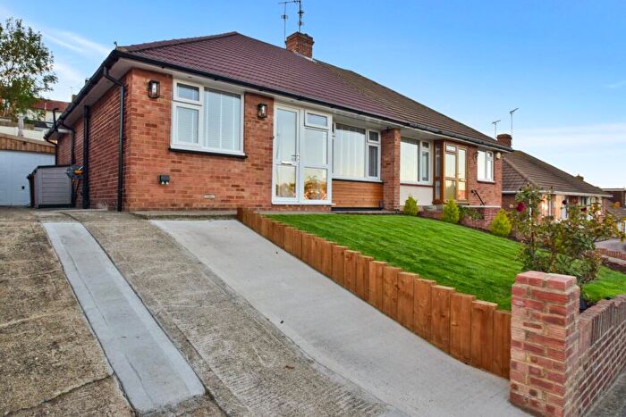 2 Bedroom Semi-Detached Bungalow For Sale In Nickleby Close, Rochester, ME1