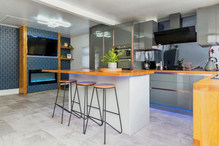 2 Bedroom Bungalow For Sale In Frinton Road, Thorpe-le-Soken, Clacton-on-Sea, Essex, CO16