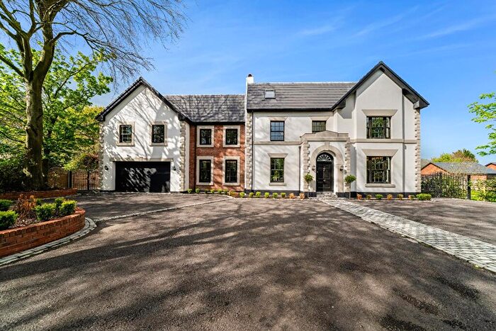 6 Bedroom Detached House For Sale In The Old Vicarage, Church Lane, Lydiate, L31
