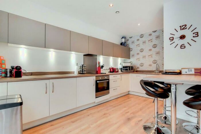 2 Bedroom Apartment To Rent In Quebec Way, Canada Water, London, SE16