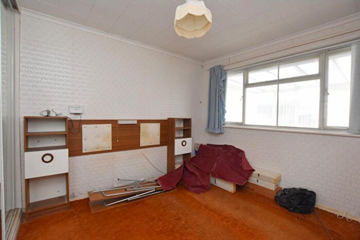 3 Bedroom Semi-Detached Bungalow For Sale In Dunes Road, Greatstone, New Romney, TN28