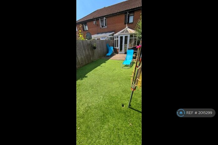 2 Bedroom Terraced House To Rent In Welland Avenue, Didcot, OX11