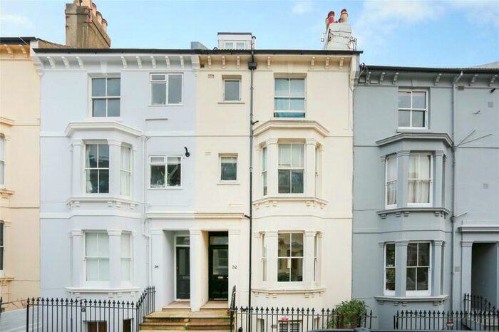 1 Bedroom Flat To Rent In Lansdowne Street, Hove, BN3