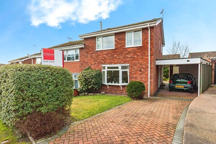 3 Bedroom Semi-Detached House For Sale In Beechmount Rise, Stafford, Staffordshire, ST17