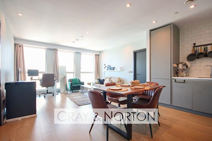 2 Bedroom Flat For Sale In High Street, Croydon, CR0