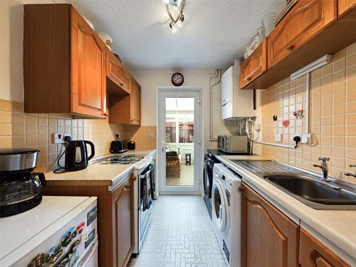 1 Bedroom Bungalow For Sale In Cornfield Drive, Hardwicke, Gloucester, Gloucestershire, GL2