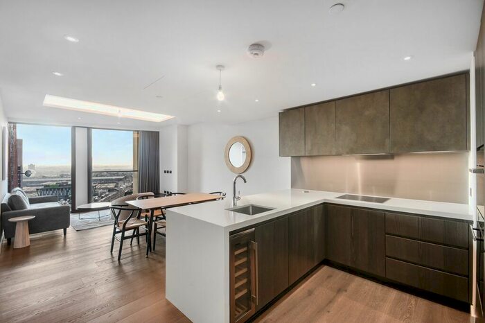 2 Bedroom Flat To Rent In Thames City, London, SW8