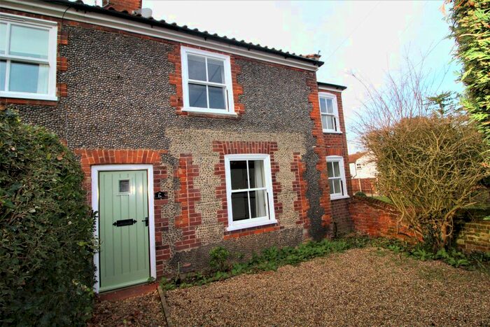 2 Bedroom Cottage To Rent In Millgate, Aylsham, NR11