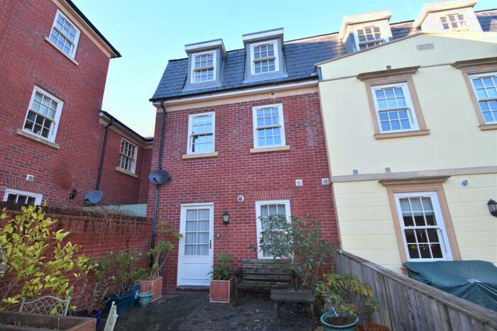3 Bedroom Terraced House To Rent In Old Mill Close, Tiverton, Devon, EX16