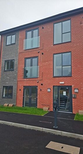 2 Bedroom Apartment To Rent In Rathmell View, Leeds, West Yorkshire, LS15