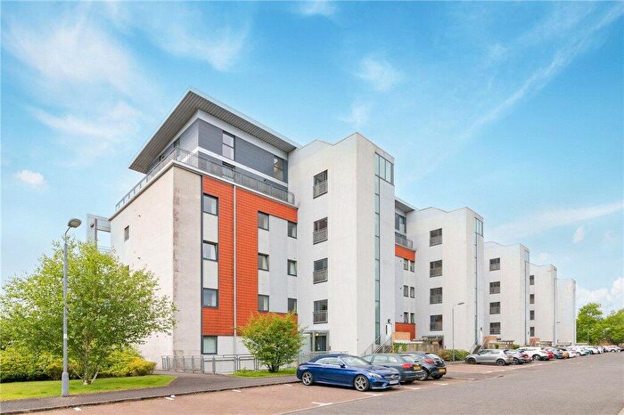 3 Bedroom Penthouse To Rent In Jackson Place, Bearsden, East Dunbartonshire, G61