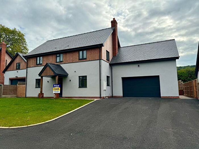 4 Bedroom Detached House For Sale In Clifford, Hereford, HR3